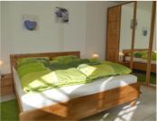 Reisekinderbett und Haka-Kinderhochstuhl